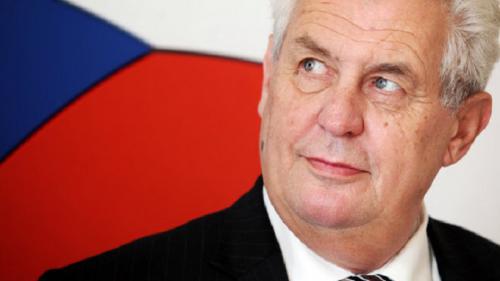 Сенат Чехии не будет порицать заявления президента в поддержку России