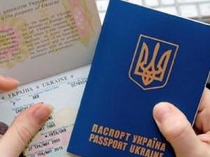 Еврокомиссия предложит Совету ЕС отменить визы для украинцев