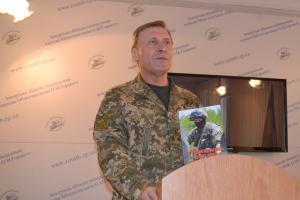 В Запорожье презентовали книгу воспоминаний военных об АТО