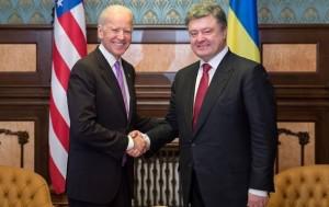 Порошенко и Байден обсудили «дорожную карту» конституционных изменений в Украине