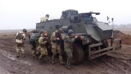 Каратели на низком старте - ждут приказа от киевских путчистов о наступлении в Донбассе