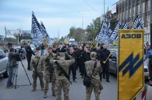 В Бердянске прошло шествие «Азова» (ФОТО)