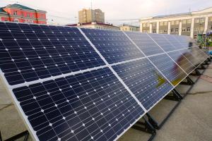 На крышах запорожских многоэтажек могут появиться солнечные батареи