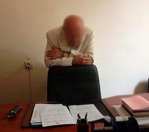 Запорожский профессор погорел на взятке от студента