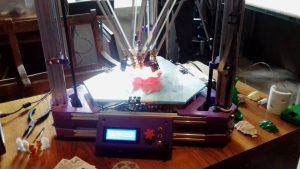 Запорожские умельцы собрали 3D-принтер (ФОТО)