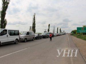На Крымской границе огромная очередь
