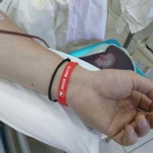 Запорожцев просят сдать кровь для полицейского, пострадавшего в ДТП