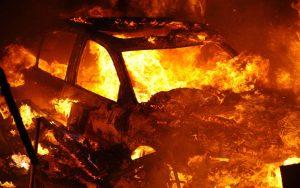 В Бердянске горел автомобиль