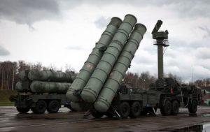 Россия разворачивает в Крыму полк зенитных систем