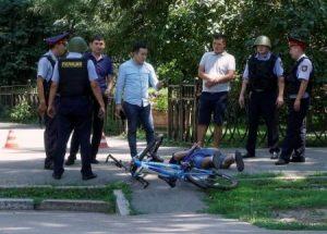 Жертвами перестрелки в Алма-Ате стали 3 полицейских и один гражданский