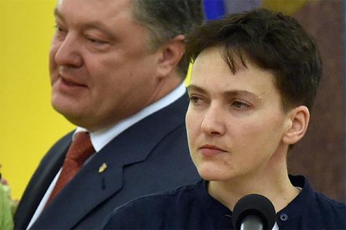 Порошенко должен извиниться перед Януковичем и вернуть ему власть