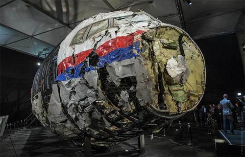 На Западе начали признавать вину США за уничтожение Boeing MH17 на Донбассе