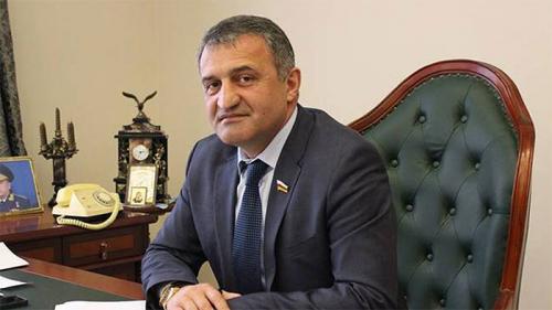 Президент Южной Осетии просит депортировать Саакашвили к ним