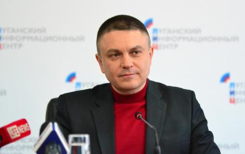 В Луганской республике изменения: Плотницкий ушел в отставку, Пасечник — и.о. главы ЛНР