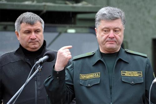 Саакашвили и Аваков загоняют Порошенко в угол