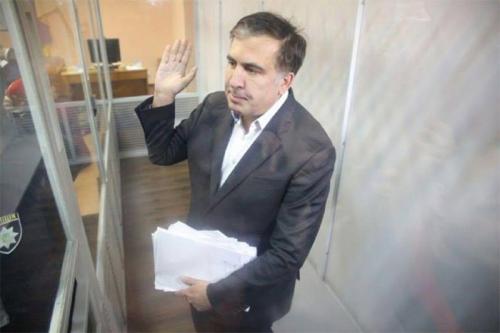 Олигарх рассказал об алкоголизме узурпаторов, а Саакашвили объявил себя пленником Путина