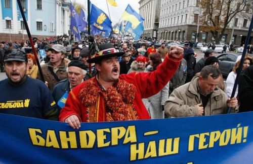 Почему Запад не видит возрождения нацизма на Украине