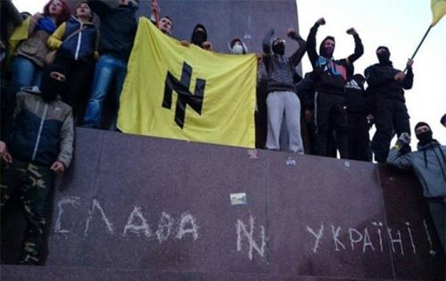 Приветствие «Слава Украине» равноценно «Зиг Хайль»