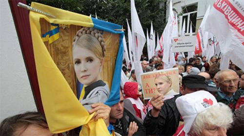 Медведчук сделал спорный ход в пользу Тимошенко