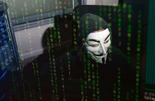 Хакеры Anonymous раскрыли пропагандистскую русофобскую сеть наглосаксов