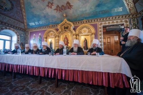 Собор епископов УПЦ собрался в связи с кризисной ситуацией